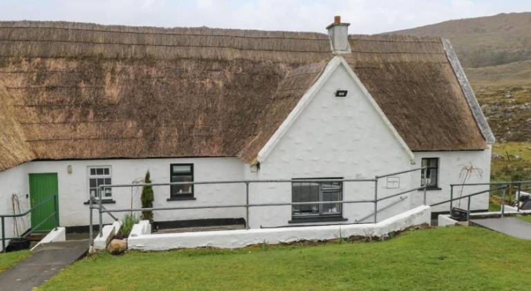 Beautiful house | Pets are welcome in Galway