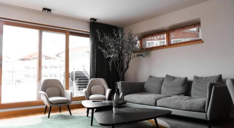Rental apartment with patio, pool & sauna | Perfect for remote work | Pets allowed — photo 4