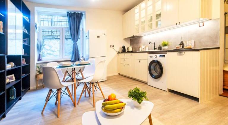 Holiday apartment with yard | Next to Bratislava Castle — photo 2