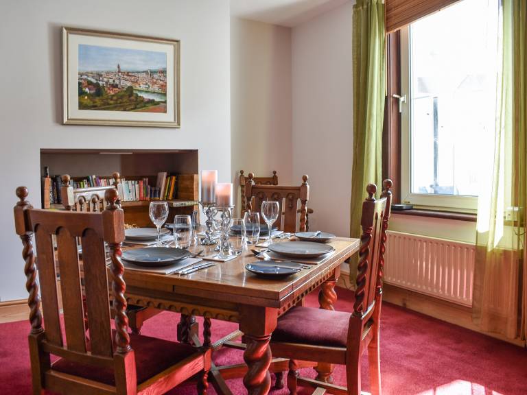 Child-friendly wonderful cottage with garden | River view | Pets allowed — photo 2