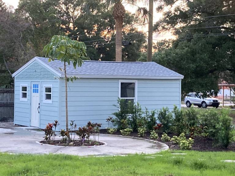 Cottage  Treasure Island