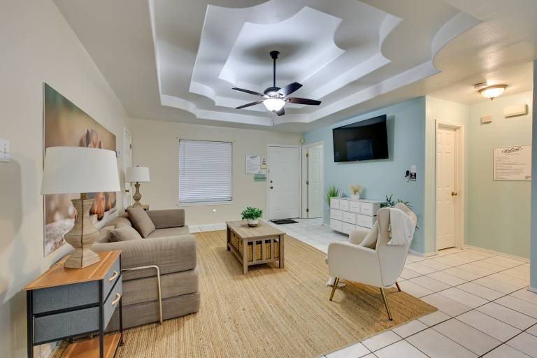 Pool Access & Work-Ready Comforts! Edinburg Apt — photo 5