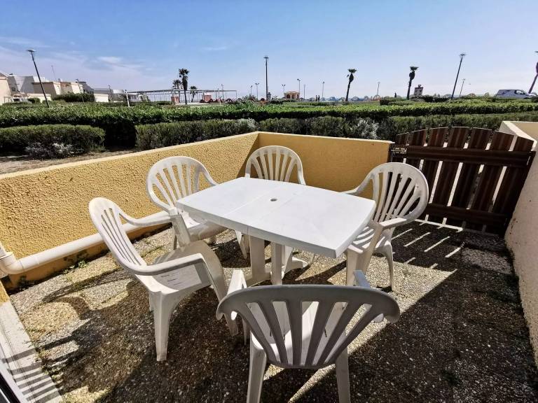Studio with 1 room for 4 persons in Leucate