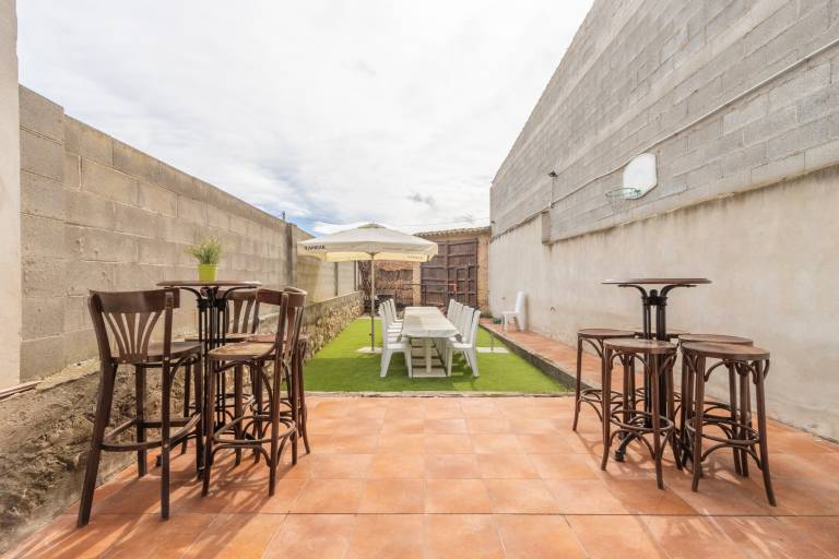 Vacation home with barbecue, garden & terrace | Mountain view | Perfect for remote work — photo 3