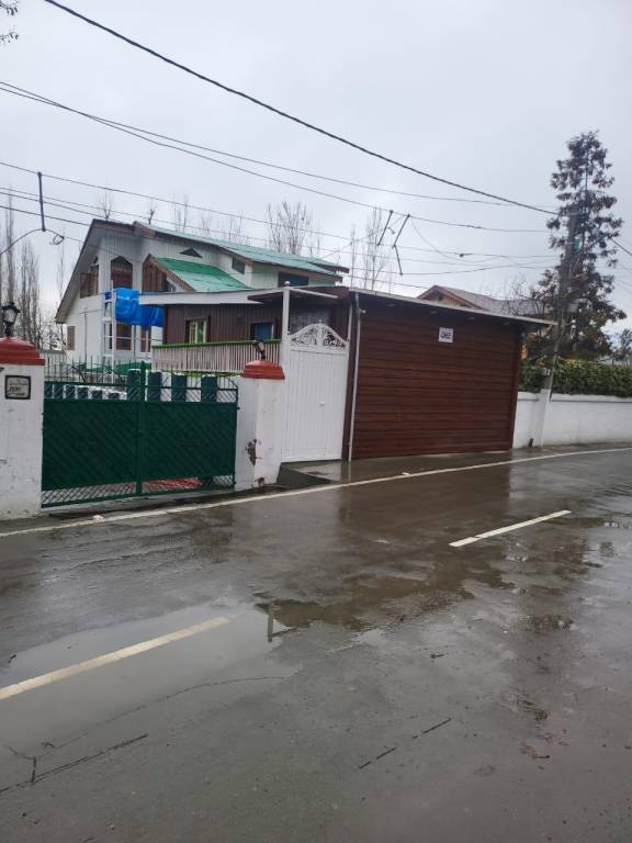 Apartment with 2 rooms for 6 persons in Srinagar