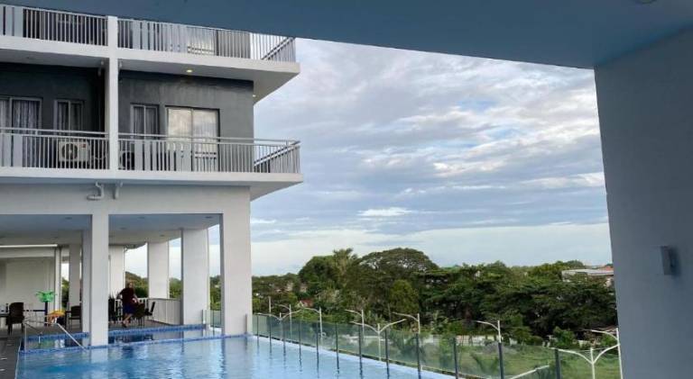 Serviced apartment with patio, garden & pool — photo 2