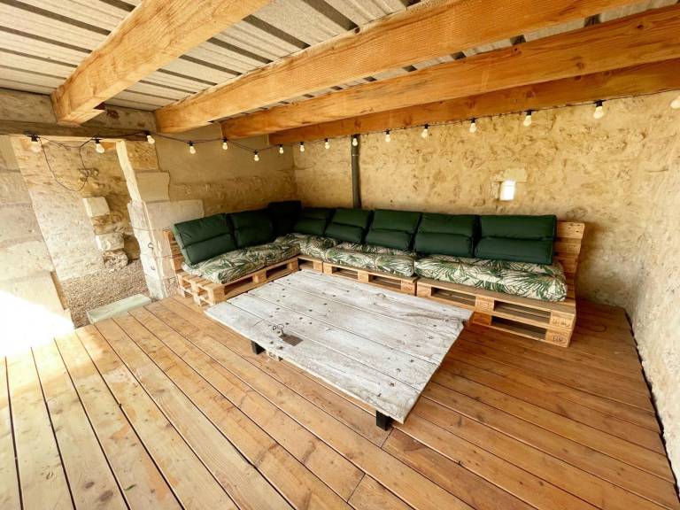 Cottage with yard & BBQ — photo 2