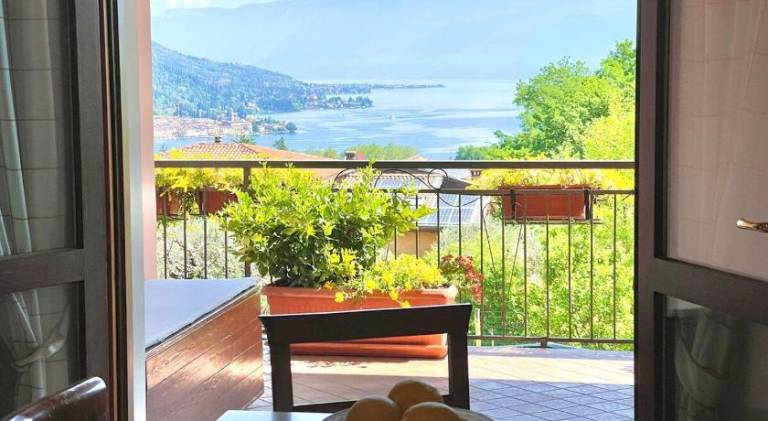 D1MORA Fiorita - Villa PET FRIENDLY with lake view — photo 4