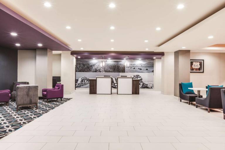 La Quinta Inn & Suites by Wyndham Weatherford OK — photo 2