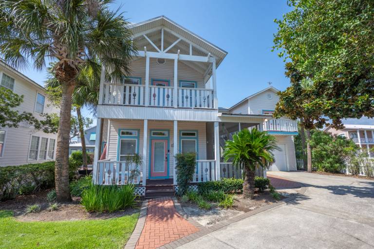 Lazy Magnolia in Destin, FL