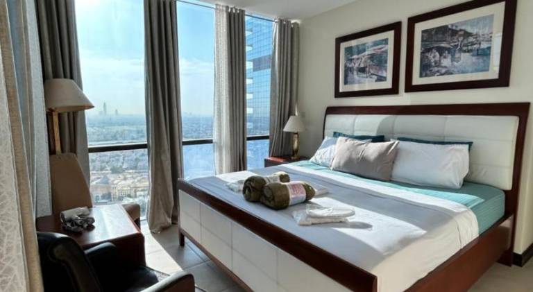 Holiday apartment with pool & hot tub | Pets are welcome in Abu Dhabi