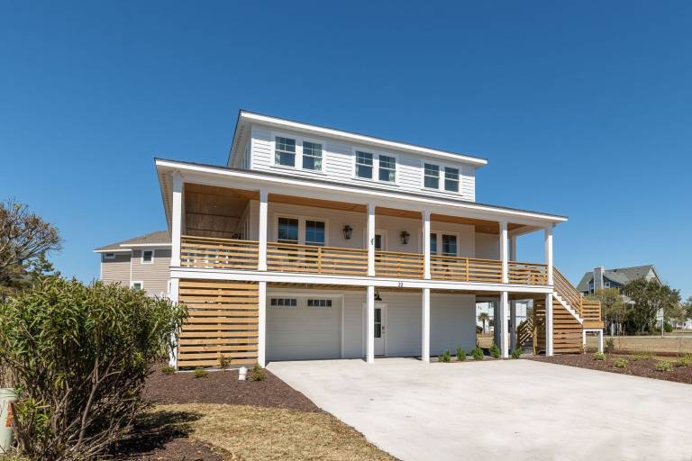 House Manteo
