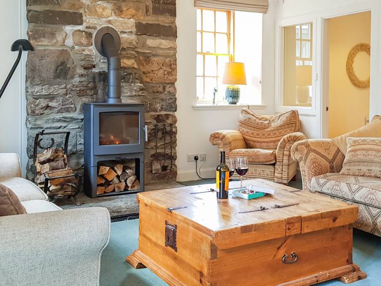Family-friendly cottage with yard | River view | Pets allowed — photo 5