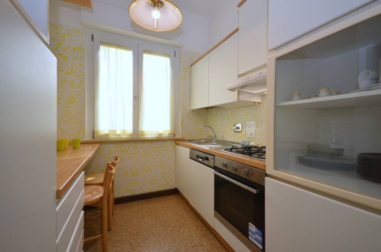 Family-oriented charming holiday apartment with garden, grill & terrace | Garden view | Dogs allowed — photo 4