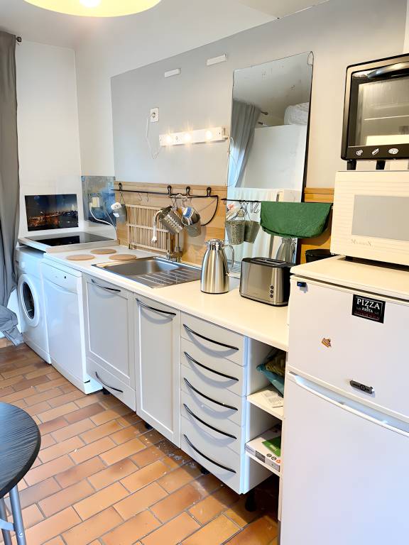 Holiday Home 'Vacation Rental' with Private Garden, Wi-Fi and Air Conditioning — photo 5