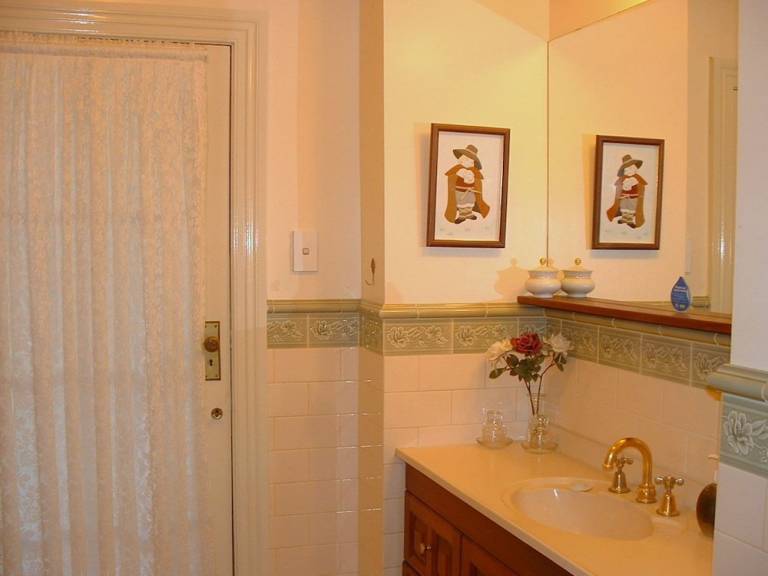 Bed and breakfast  Gilston