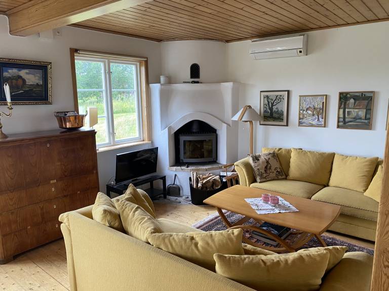 Charming house with patio, BBQ & garden | Pet-friendly — photo 4