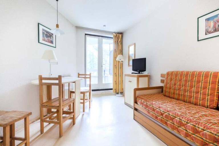 Apartment with 1 room for 3 persons — photo 3