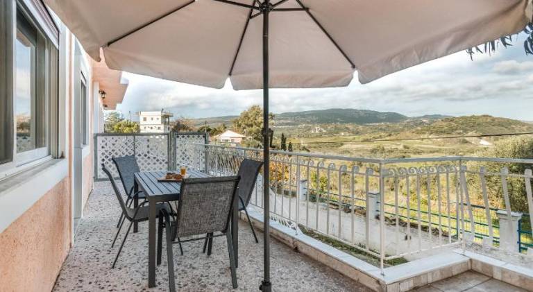 Beautiful vacation home with terrace | Pets are welcome — photo 3