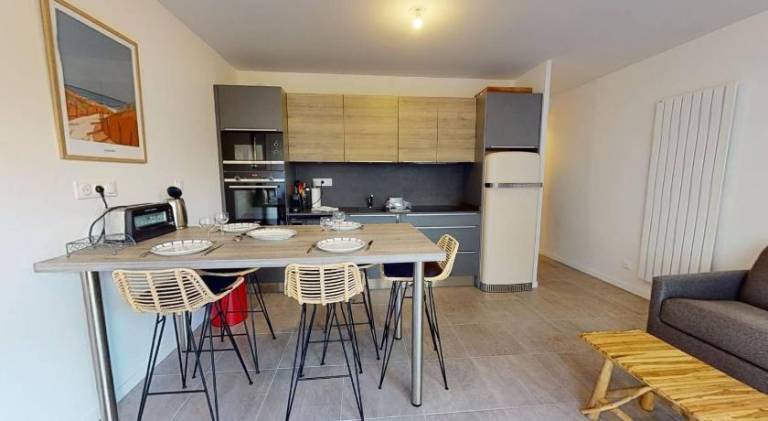 Holiday apartment with terrace — photo 3