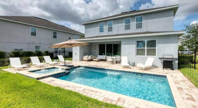 Spacious house with pool | Pet-friendly in Cham