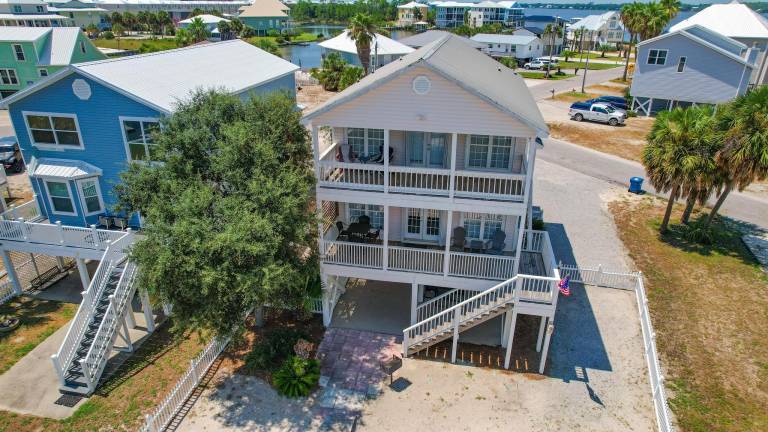 Fully equipped house with yard & grill | Beach view | Close to the beach | Dogs allowed — photo 5