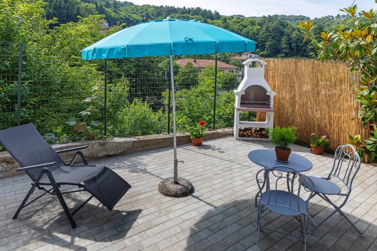 Beautiful vacation home with barbeque, patio & fast internet | River view | Pet-friendly — photo 2