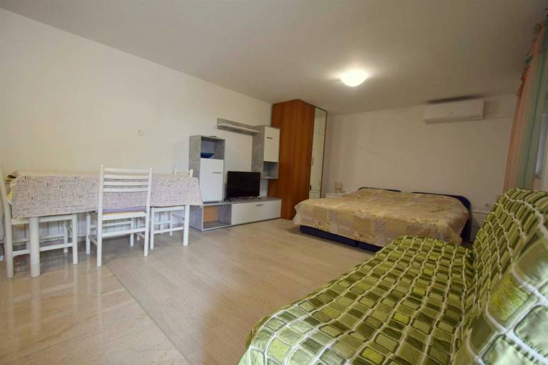 Apartment with terrace & barbecue — photo 5