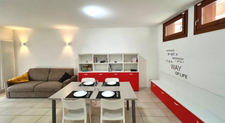 Apartment with garden in Tenno