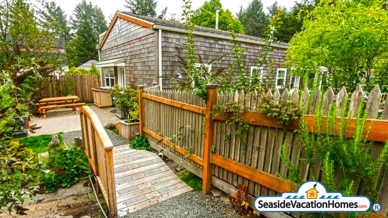 Holiday apartment with garden in Seaside, OR
