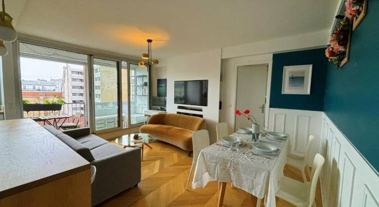 Rental apartment with terrace — photo 2