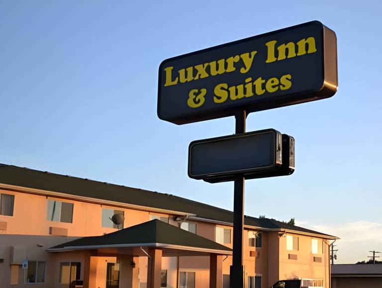 BridgePointe Advantage by BPhotels in Fremont, NE