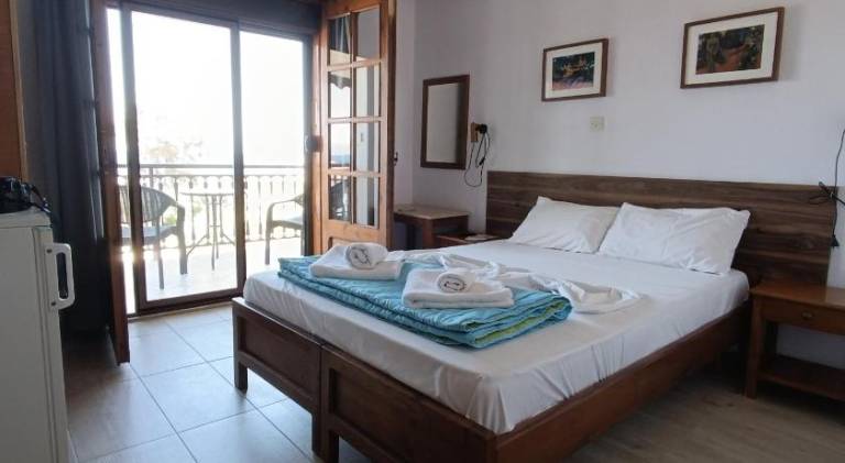 Sotiras Rooms — photo 2