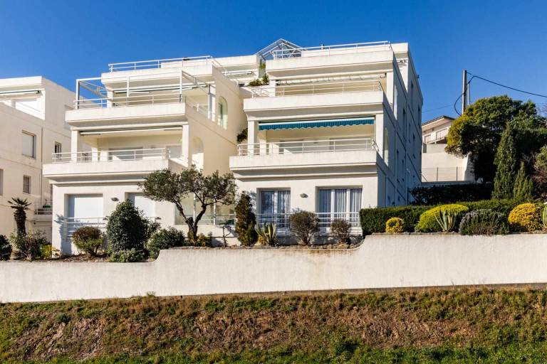 Holiday apartment with terrace & garden | Beach view — photo 3