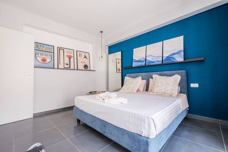 Holiday Home 'Ninai Sea Holiday Apartment' with Balcony, Wi-Fi and Air Conditioning — photo 3