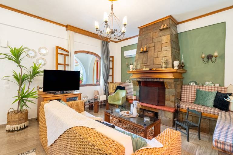 Holiday Home 'Theodora' with Mountain View, Wi-Fi and Air Conditioning — photo 3