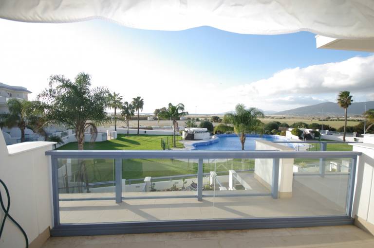 Pleasant holiday apartment with pool & patio | Next to the beach | Pets are welcome in Tarifa