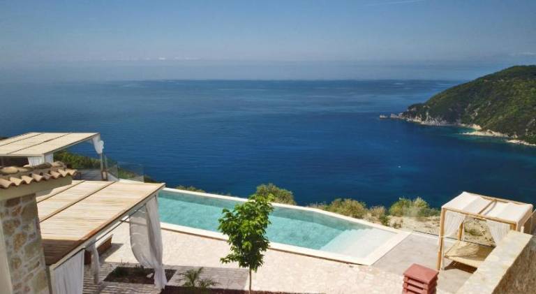 Villa with patio, garden & pool | Next to the beach | Pet-friendly — photo 3