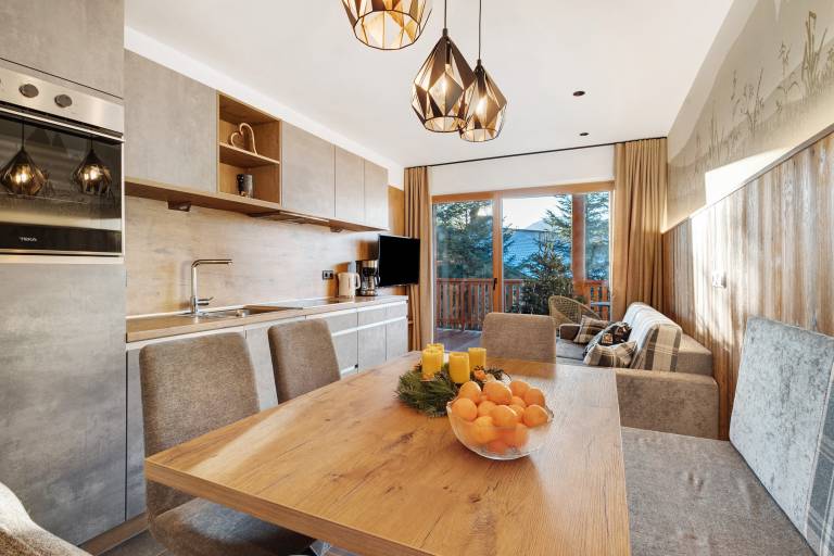 Apartment 'Schlossblick' with Mountain View, Private Terrace and Wi-Fi — photo 3