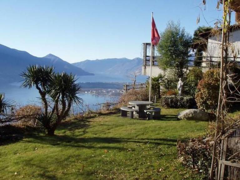 Ferienhaus in Brione sopra Minusio f&uuml;r max. 6 Personen