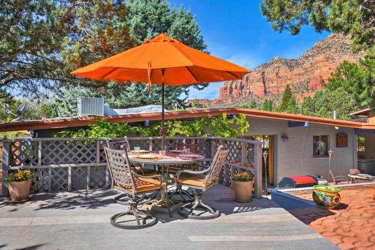 Patio & Views Peaceful Sedona Getaway