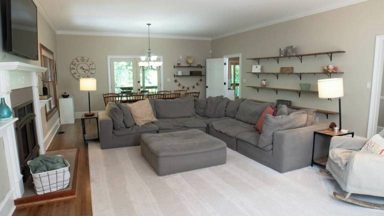 House Suwanee
