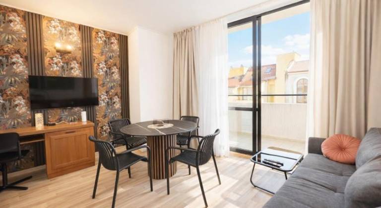 Rental apartment with pool & patio | Good for workation — photo 2