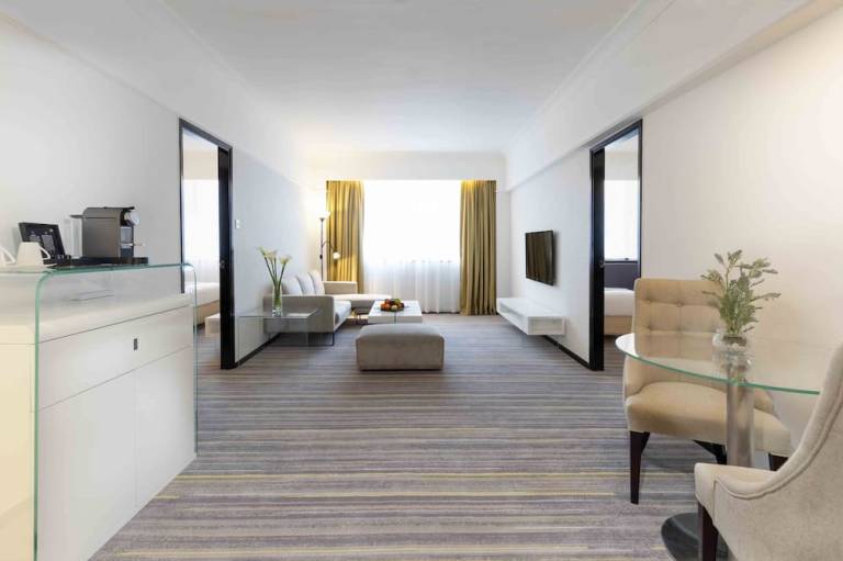 Panda Hotel