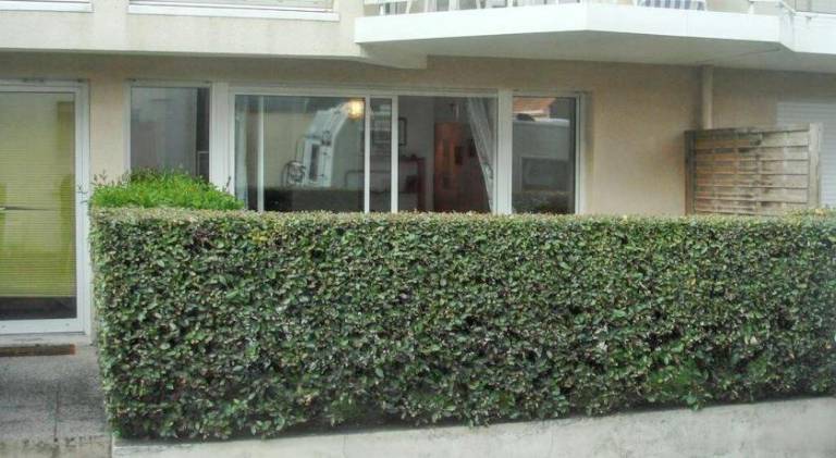 Apartment with yard & terrace in Le Touquet-Paris-Plage