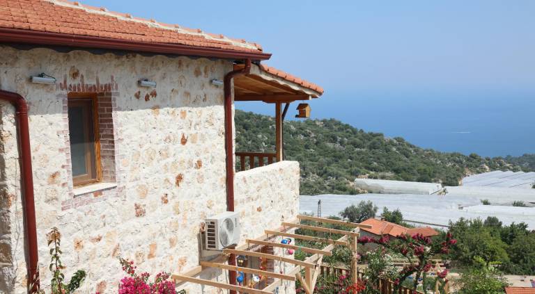 Pleasant farm with terrace, barbecue & garden | Dogs allowed in Antalya