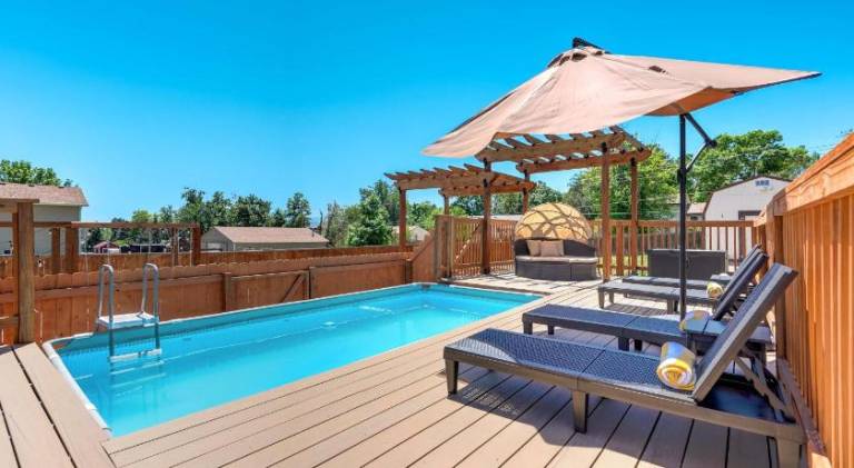 Charming vacation home with pool | Dogs allowed — photo 5