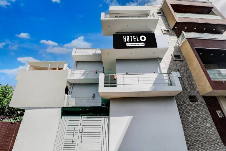 Hotel O Deva Road Chinhat Formerly 24 Stays