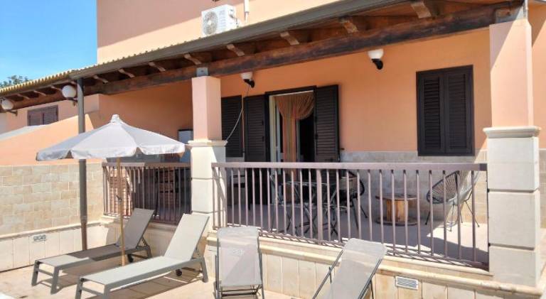HOME 65 Seafront With Private Pool — photo 5