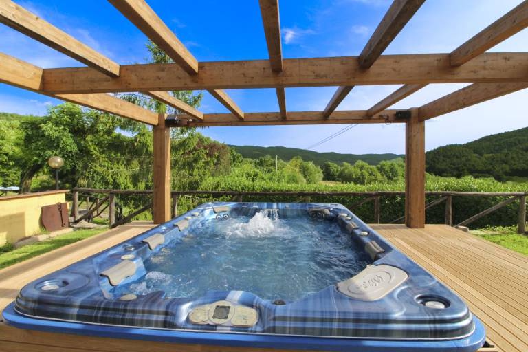 Child-friendly charming villa with terrace, private pool & hot tub | Pet-friendly — photo 5